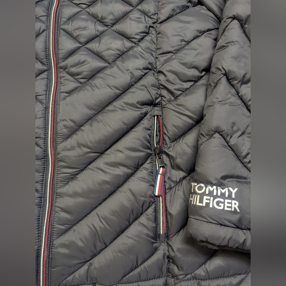 Tommy Hilfiger Quilted Black Hooded Jacket Size Large - Picture 12 of 12